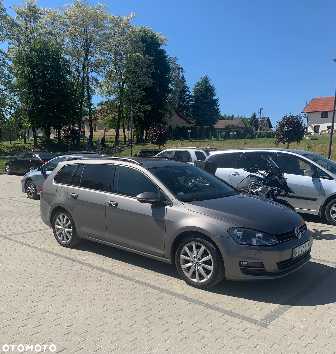 Volkswagen Golf 1.6 BlueTDI DSG Comfortline - 2