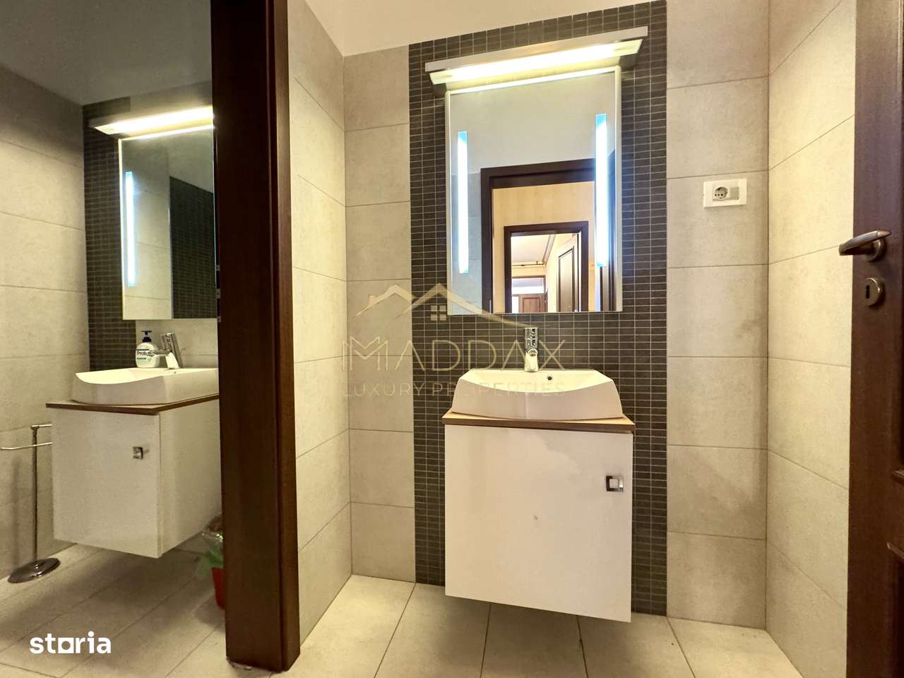 Vila cu 13 camere *460mpu* + garaj // Dorobanți-13