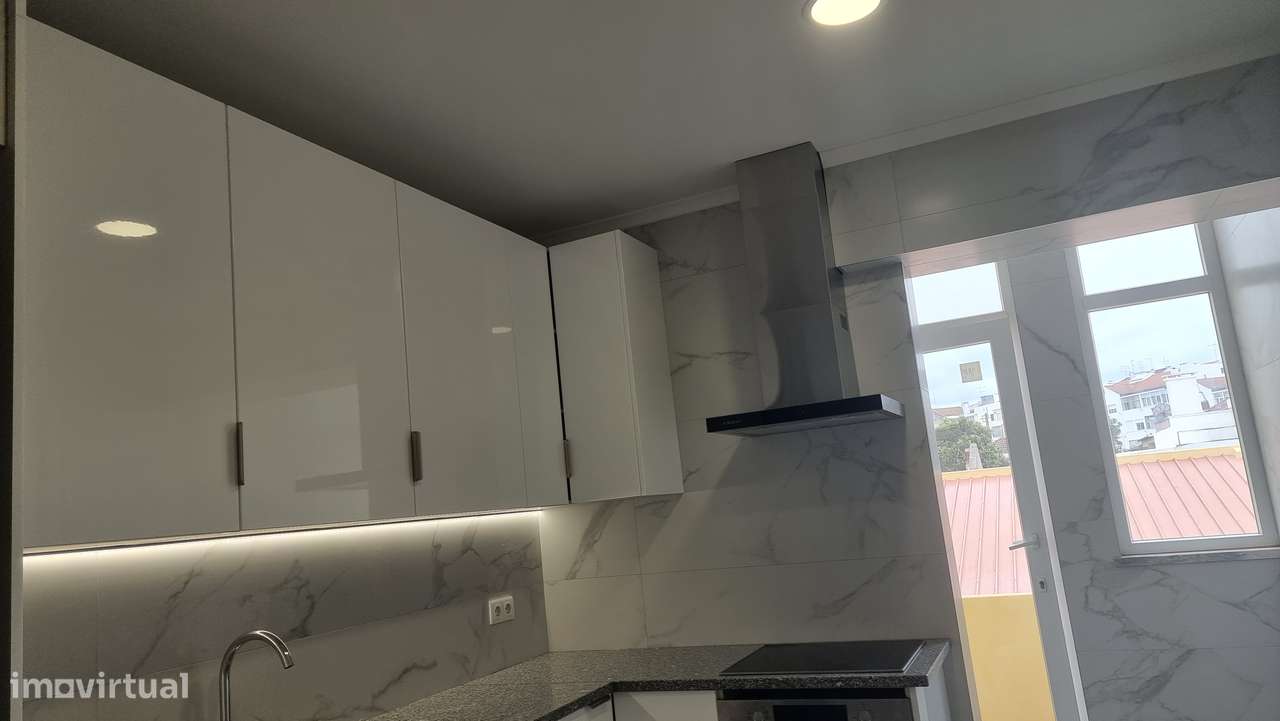 Apartamento T3 - Grande imagem: 2/16