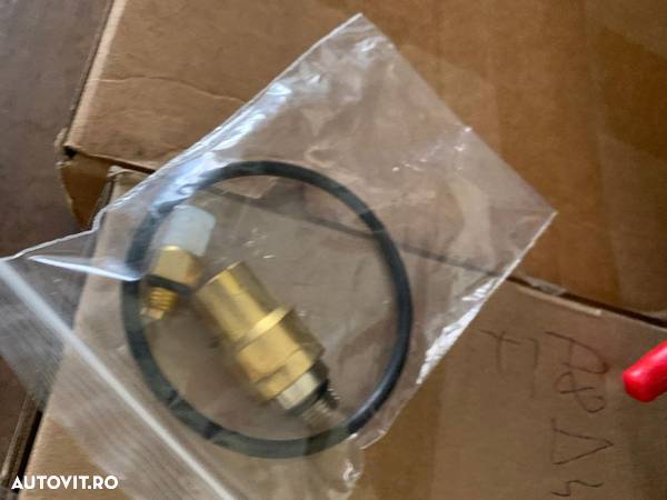 Perna aer vw phaeton bentley fata spate stanga dreapta noua compresor bloc de valve - 4