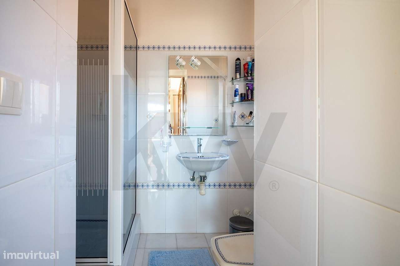 Moradia T5 à venda em Vale de Janelas, Santa Cruz – terreno 2.075 m2 e-12