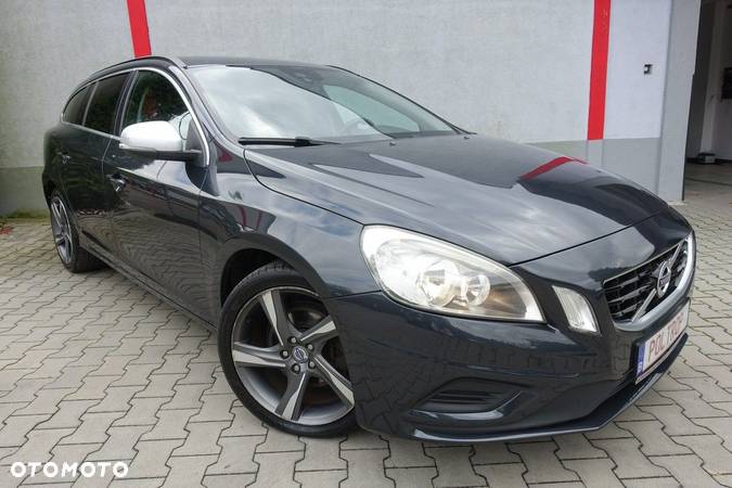 Volvo V60 D3 R-Design - 5