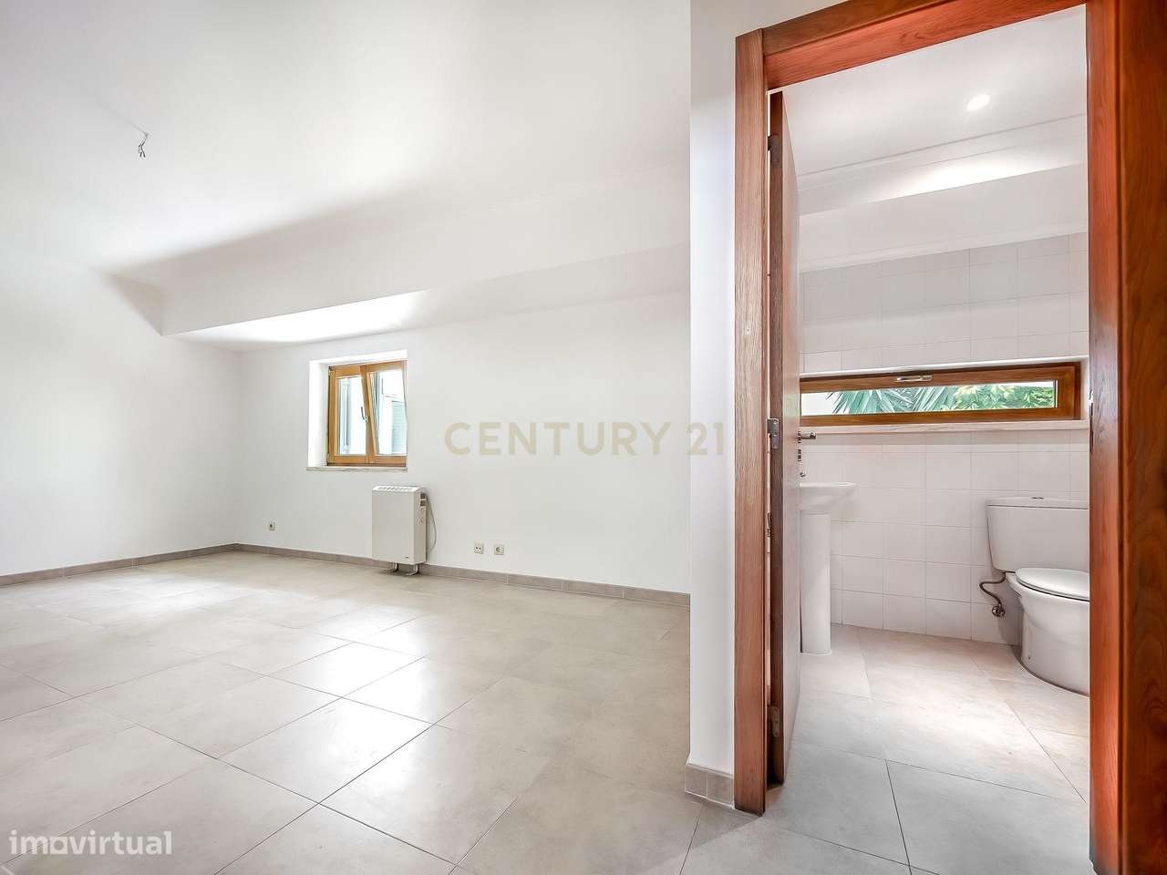 Moradia T5+1 com Piscina Privada a 8 Minutos a Pé do King's College |-41