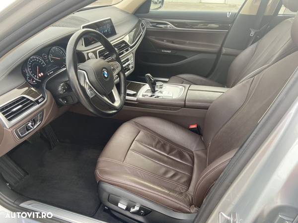 BMW Seria 7 740d xDrive - 5