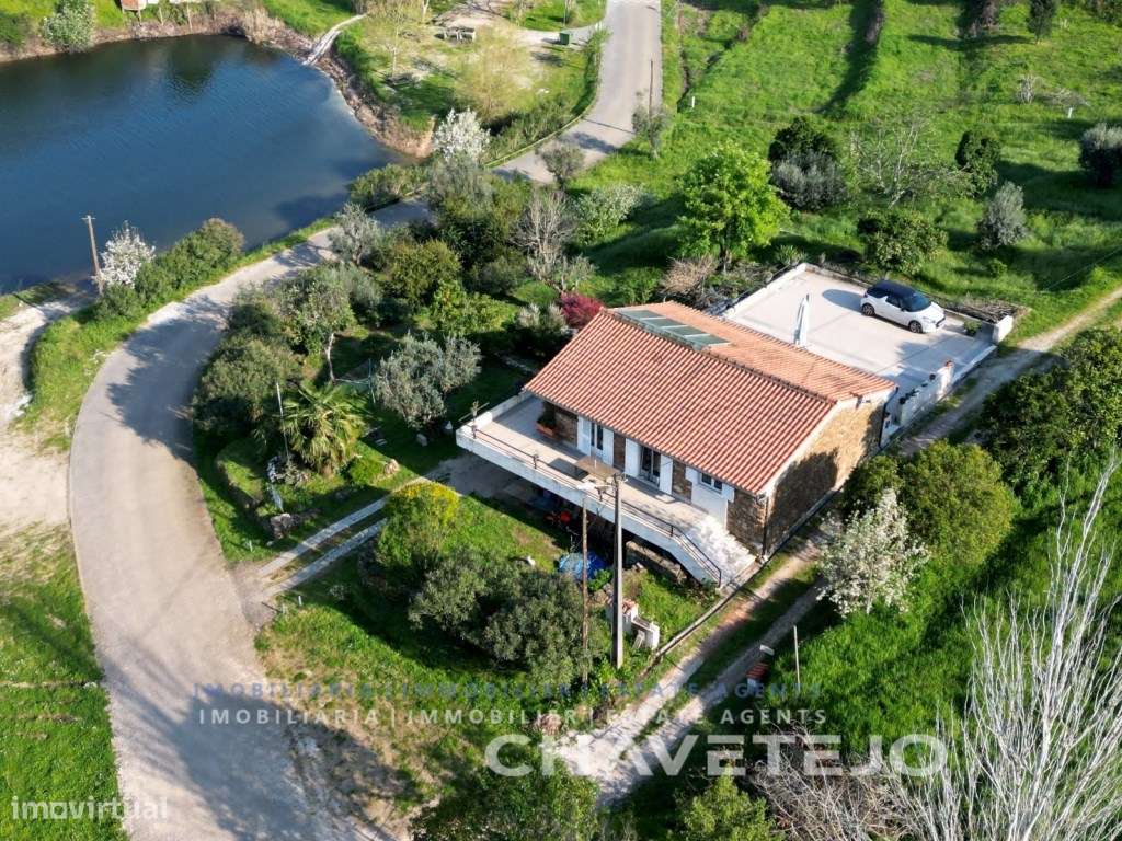 OPORTUNIDADE! Moradia em pedra com alojamento local junto à Albufei...-5