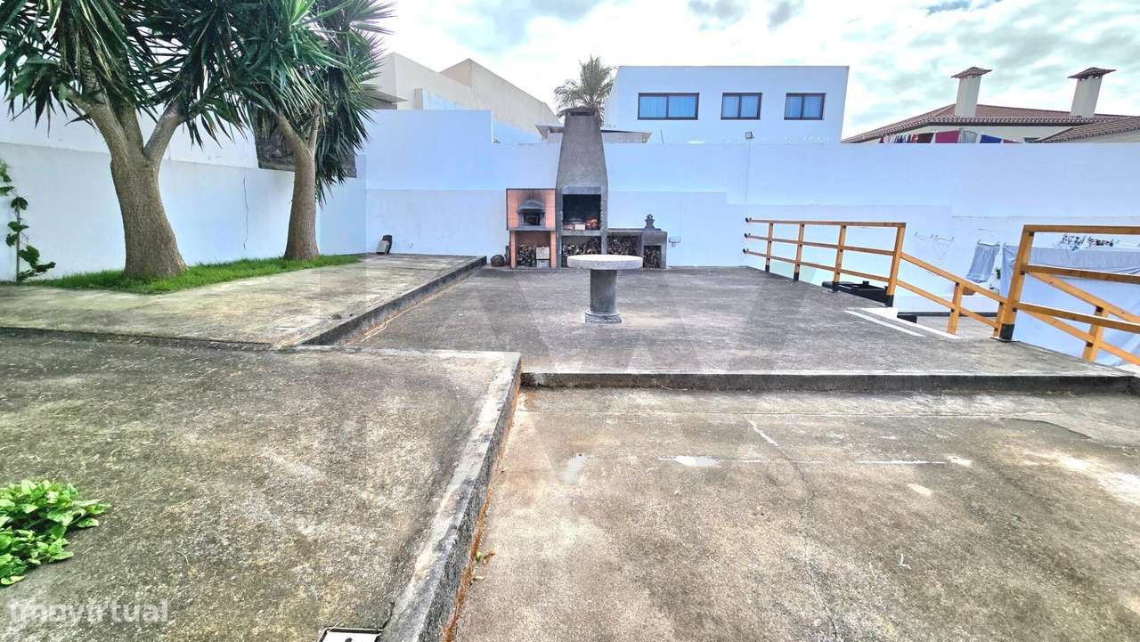 Moradia de Excelência em Bairro Premium da Ribeira Grande - Grande imagem: 5/21