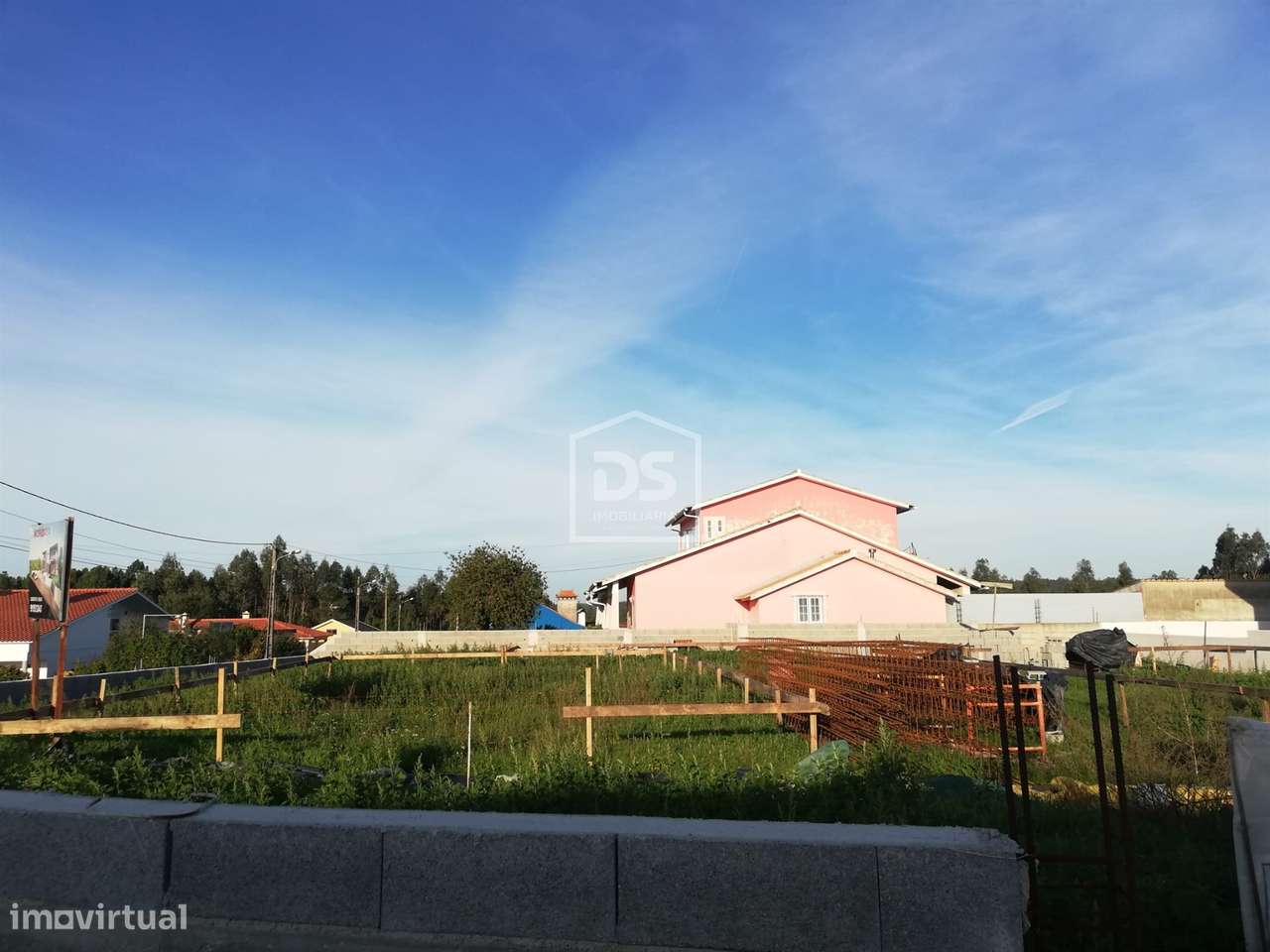 Moradia T4 geminada Ortigosa - Grande imagem: 4/14