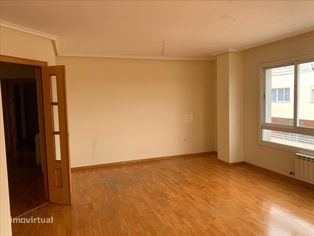 Apartamento T4 c/suite e estacionamento Alhos Vedros - Grande imagem: 4/17