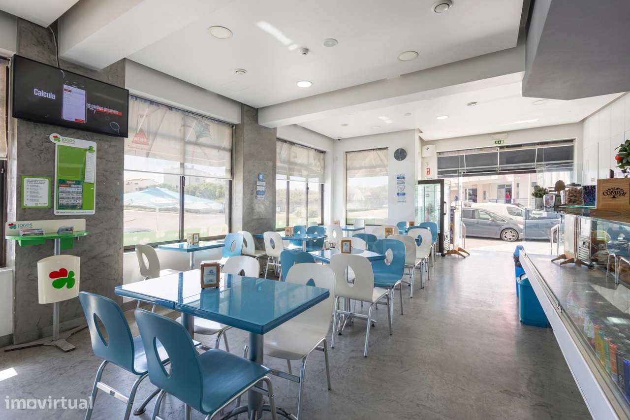 Trespasse de Espaço Comercial/ Pastelaria em Peniche - Grande imagem: 4/24