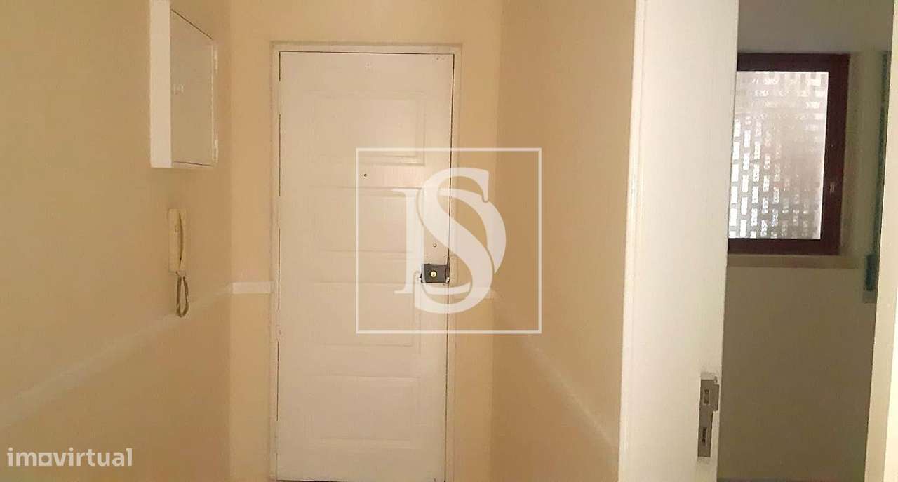 Apartamento T1 c/ garagem junto à praia de Magoito, Sintra-12