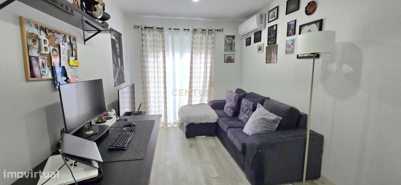 Apartamento T2 remodelado - Aldeia de Paio Pires - Grande imagem: 2/46