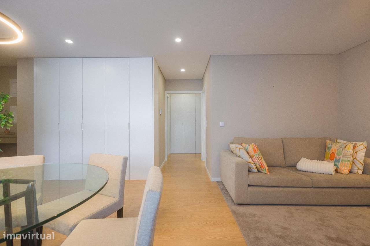 T1 Moderno e Luminoso com Metro Próximo e Acesso Rápido à Praia...-7