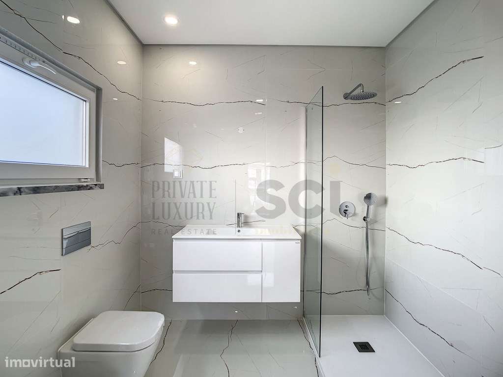 Moradia T3 em Fernão Ferro com Pérgula e Logradouro-32