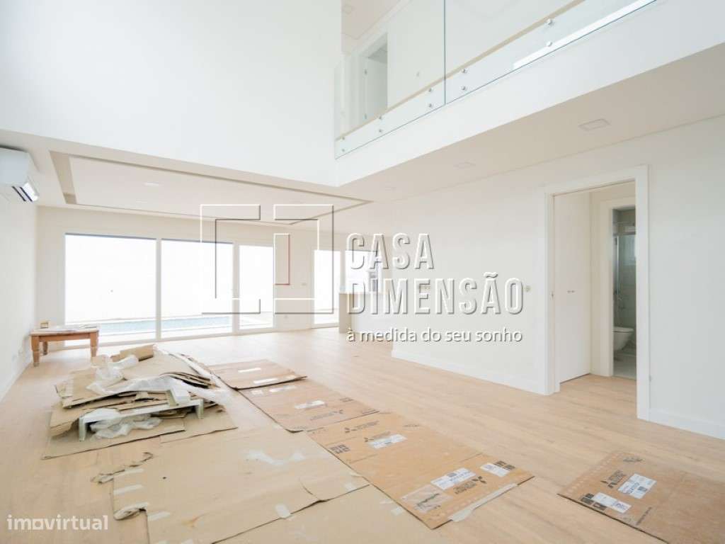 Moradia isolada de tipologia T4 na melhor zona da Aroeira/Marisol, ... - Grande imagem: 5/51