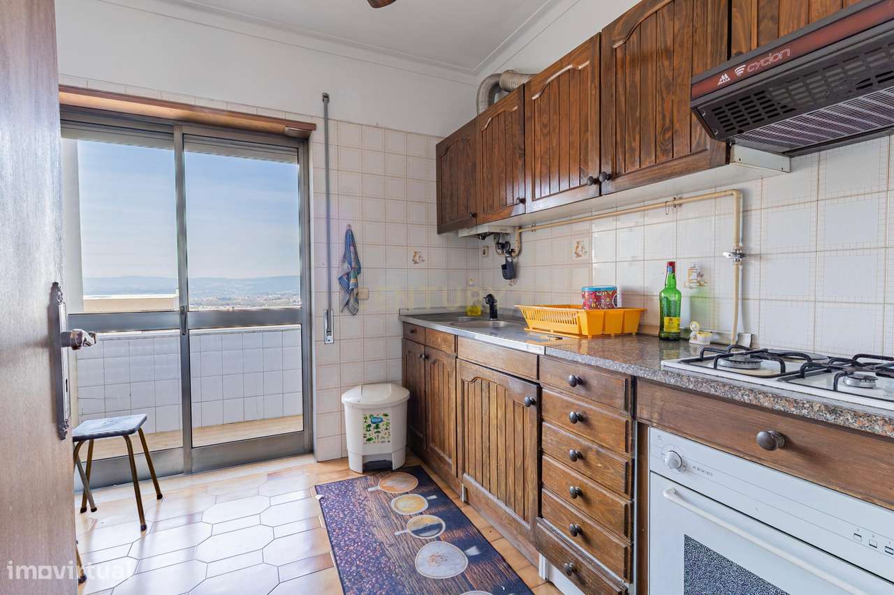 Apartamento T3 Mobilado Próximo do Mercado Municipal - Grande imagem: 5/22