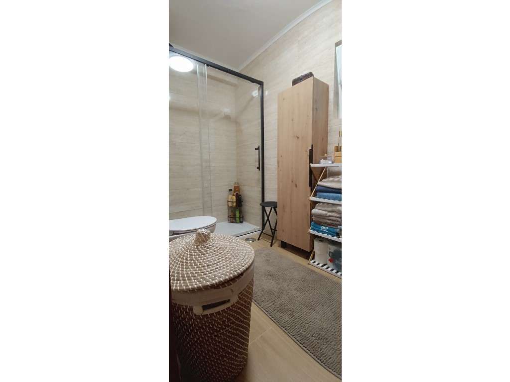 Apartamento T2 Costa Caparica - Totalmente Renovado-17
