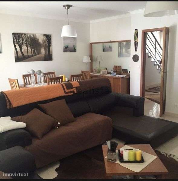 Arrenda-se Moradia M4 - Grande imagem: 4/8