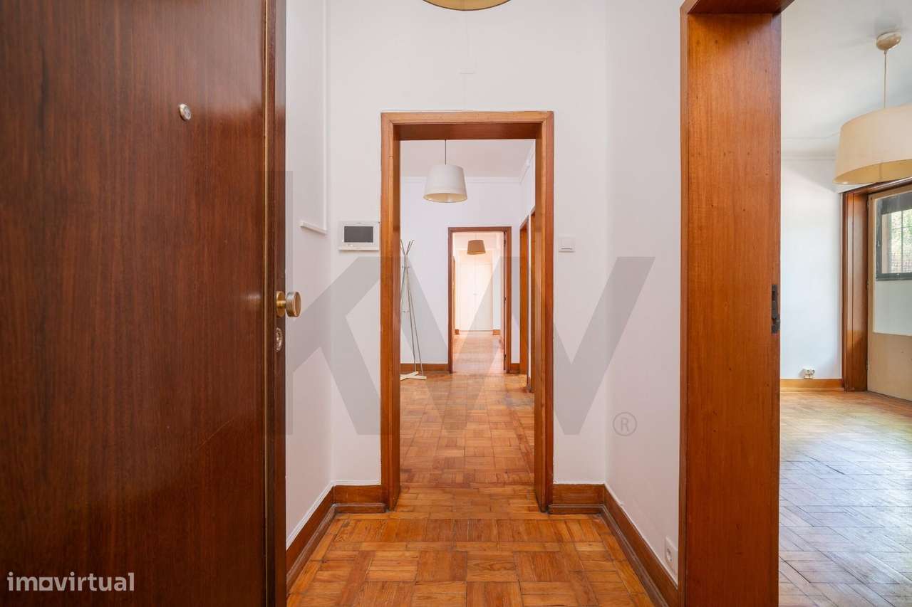 2 Apartamentos T8 + Piso Independente | 2 Garagens | Coimbra - Grande imagem: 5/33