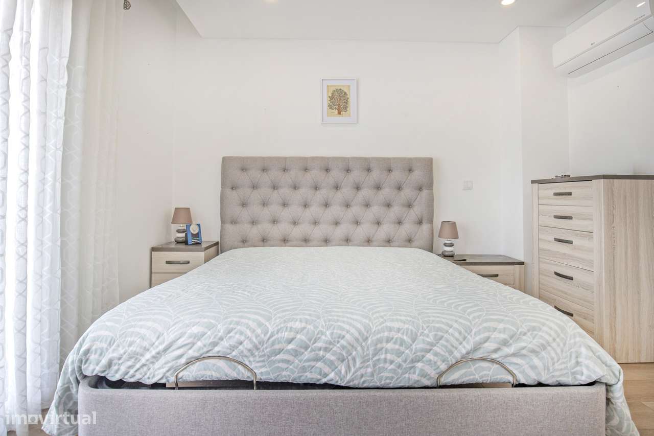 Moradia T3+1 garagem box jardim Quinta do Conde Sesimbra-24