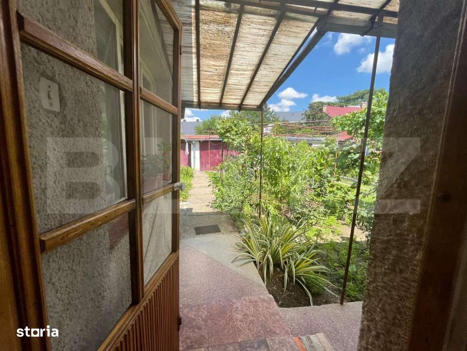 Casa cu 3 camere, 161 mp, cu curte comuna, zona-ultracentral - Imagine principală: 3/10