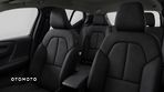 Volvo XC 40 B3 Essential - 11