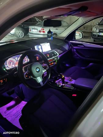BMW X3 xDrive20d Aut. Advantage - 25