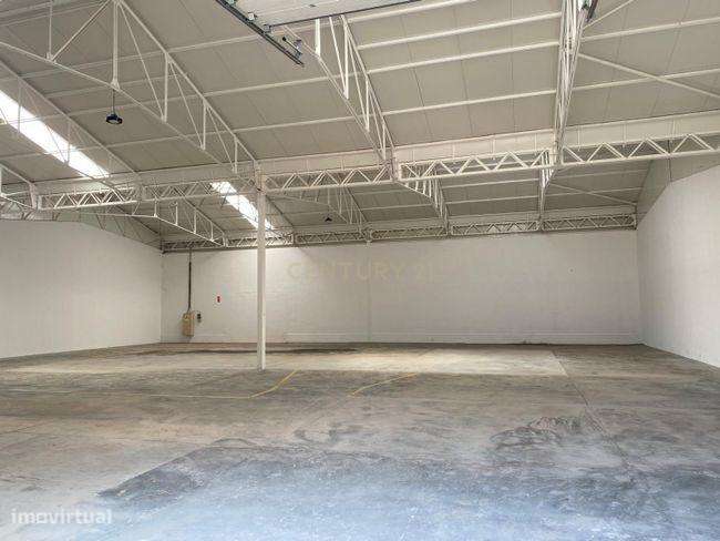 Armazem Amplo em Ansião - Grande imagem: 4/7