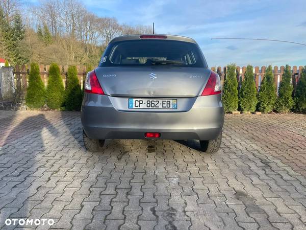 Suzuki Swift 1.3 DDiS Club - 18