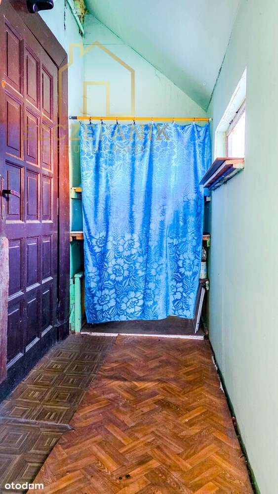 Urokliwy domek z dużą działką w sercu Świebodnej-9