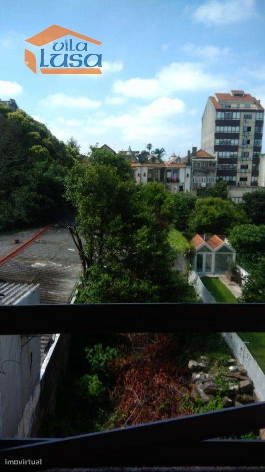 Prédio para reconstruir e ampliar, junto à Casa da Música, Porto - Grande imagem: 5/6