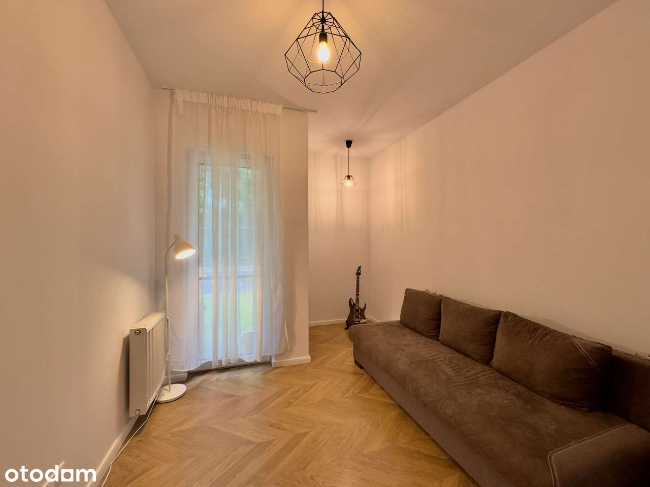 | Apartament z ogrodem i tarasem | Garaż + 2 miejsca | Zieleń i cisza-11