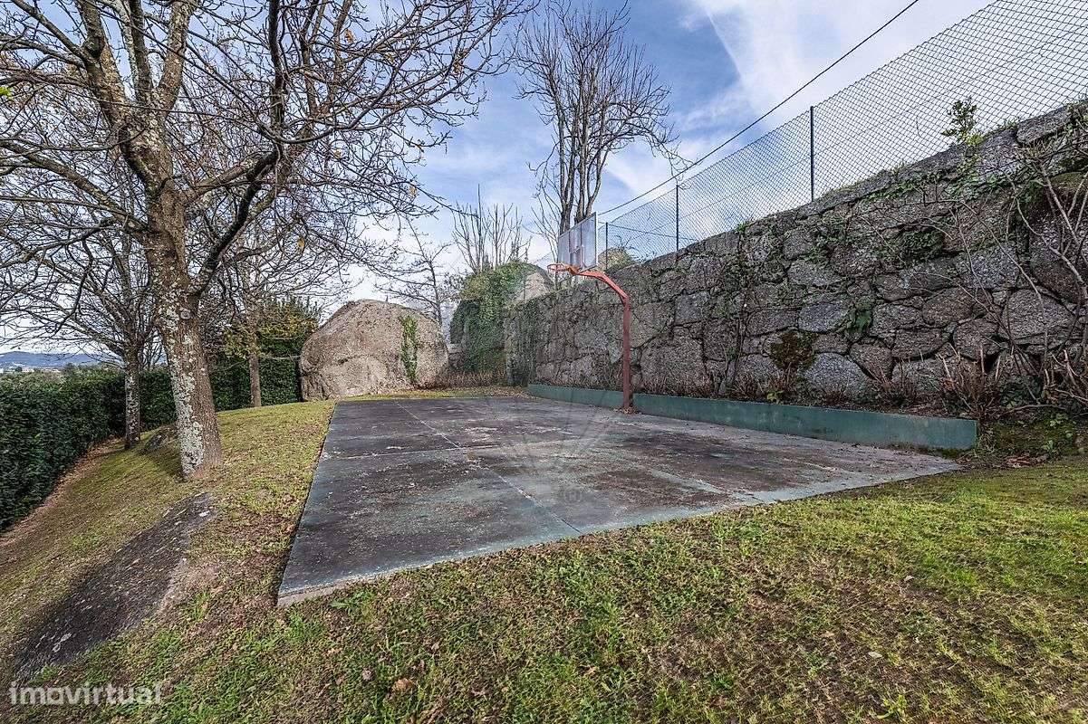 Moradia T5 para venda-19