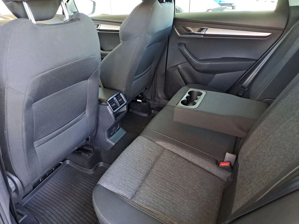 SKODA KAROQ 1.5 TSI ACT Style DSG Kamera HAK SmartLink Salon PL ASO 1wł VAT-MARŻA