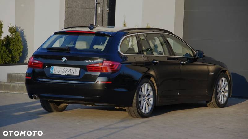 BMW Seria 5 520d Touring Luxury Line - 3