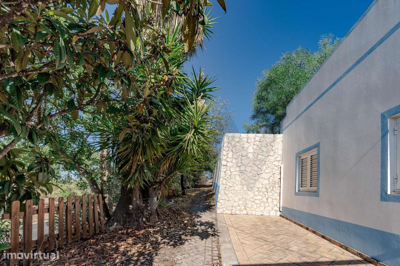 VILLA MARCO MORADIA T2 + MORADIA T1 + ESTUDIO + PISCINA + PARQUEAMENTO - Grande imagem: 5/48