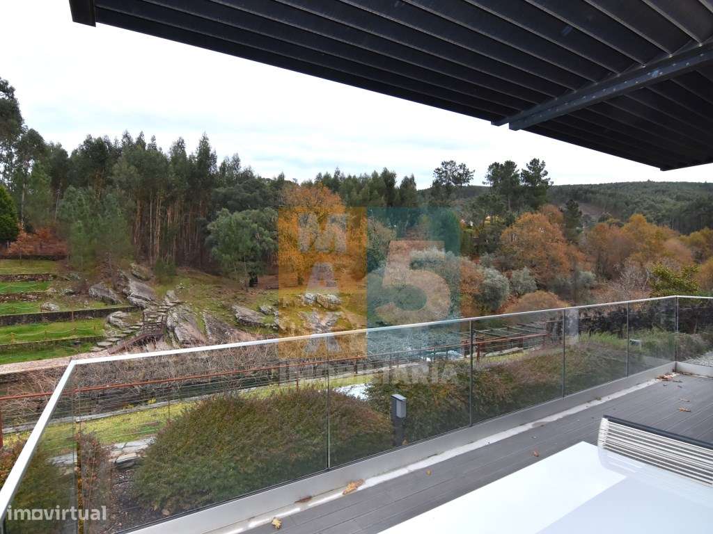 Villa com 4 moradias junto Praia Fluvial de Poço Corga - Castanheir...-15
