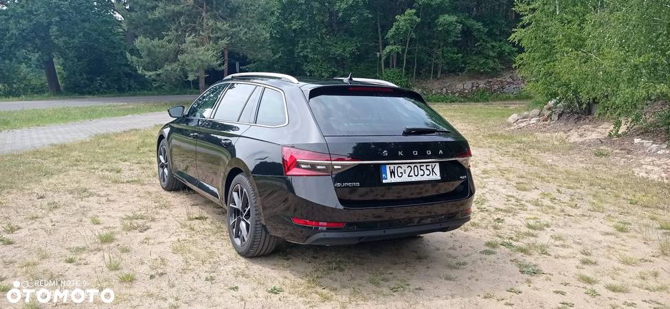 Skoda Superb 2.0 TDI SCR 4x4 Style DSG - 9