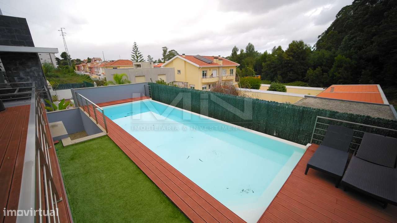 Moradia T3+1 - Exclusividade, Design e Conforto Superior-47