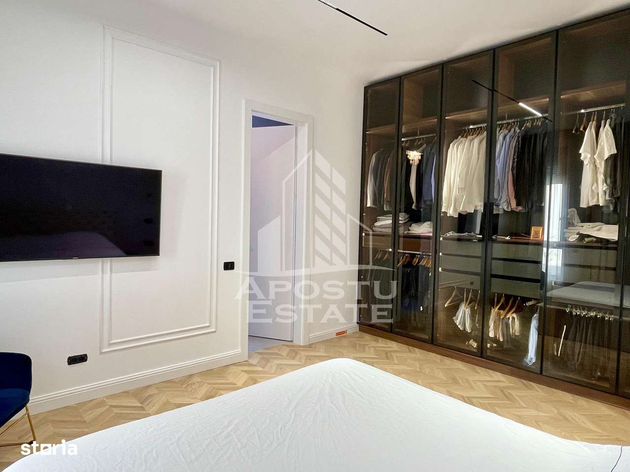 Duplex modern Chisoda stadiul la alb - Imagine principală: 4/20