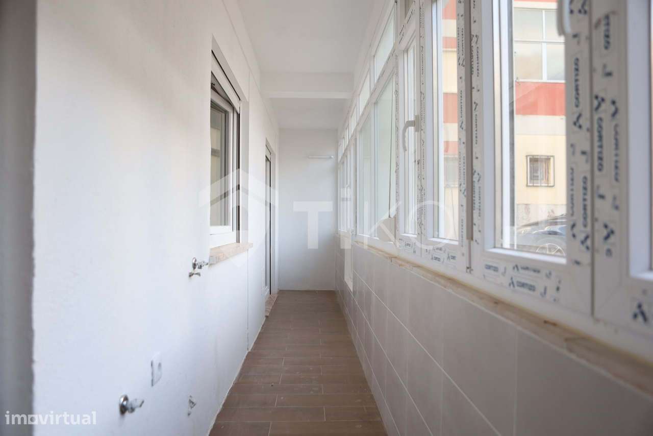 Invista no Seu Futuro: Apartamento T3 em  processo de renovação Total-14