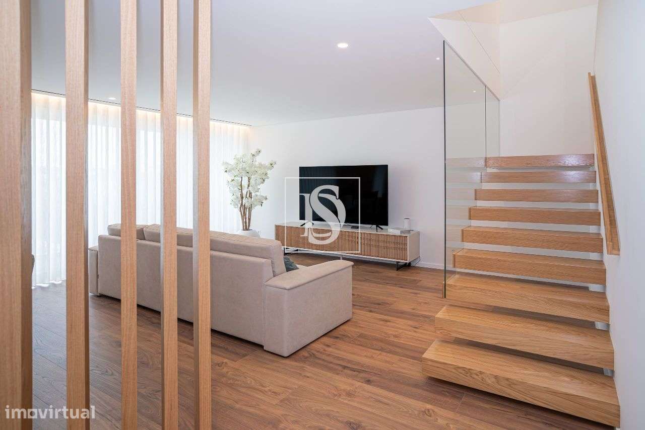 Moradia T4 com Piscina, próxima à Praia, em A Ver-o-Mar - Grande imagem: 4/20