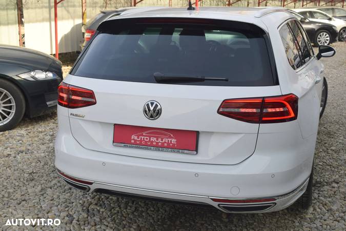 Volkswagen Passat Variant 2.0 TDI DSG R Executive - 3