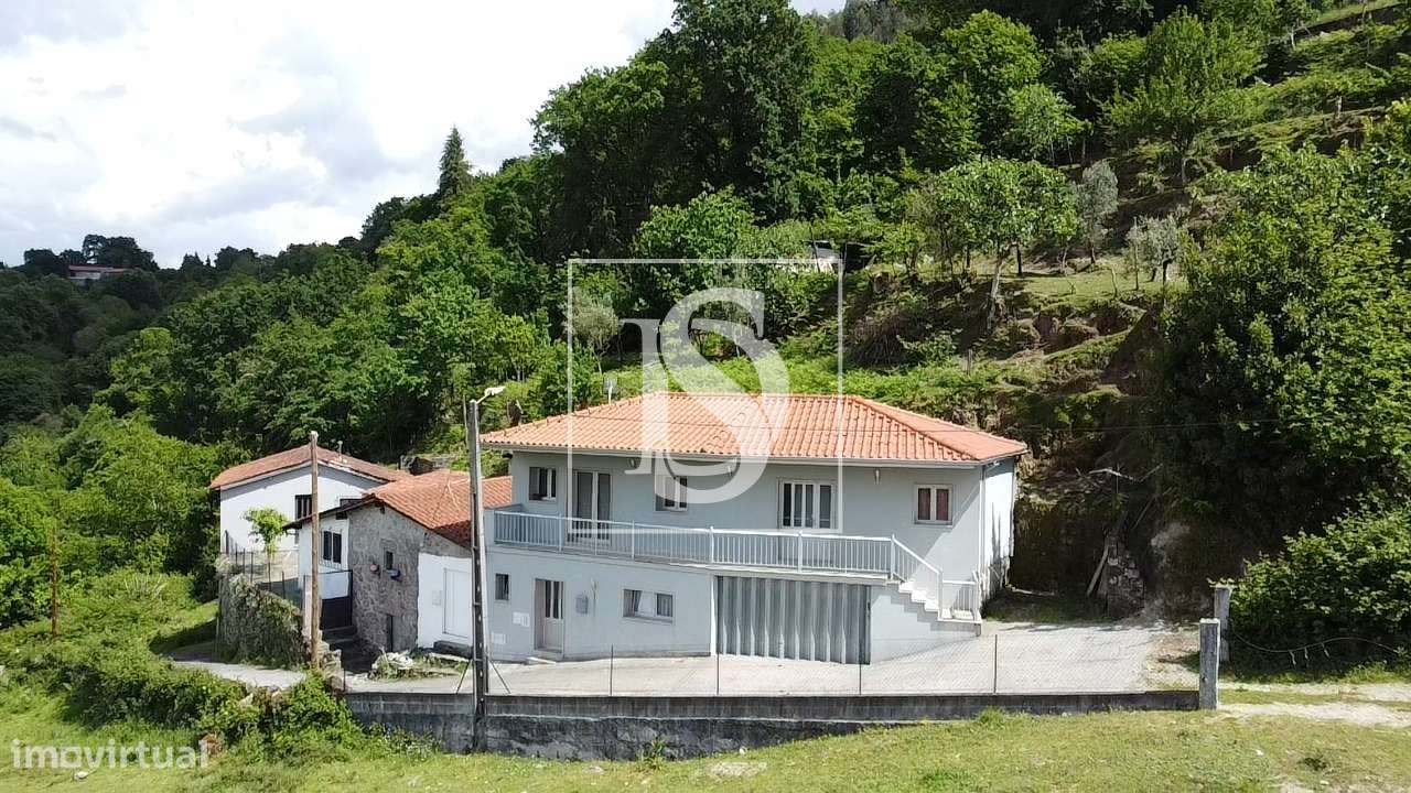Moradia T2+1 Venda em Louredo,Vieira do Minho-41