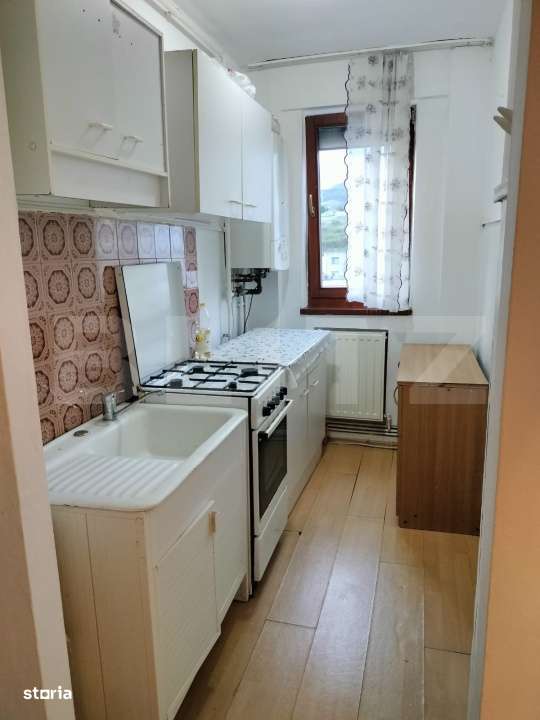 Apartament de inchiriat, 2 camere decomandat, mobilat si utilat, zona - Imagine principală: 5/7