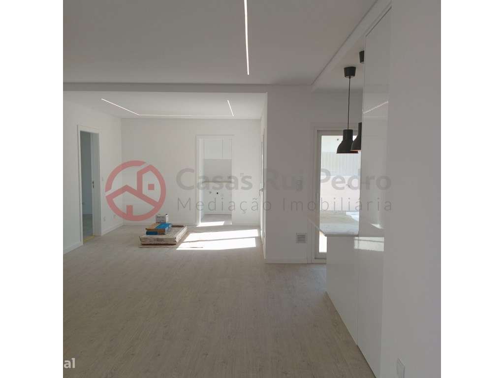 Moradia Geminada T3+1 PRONTA A HABITAR - Grande imagem: 4/44