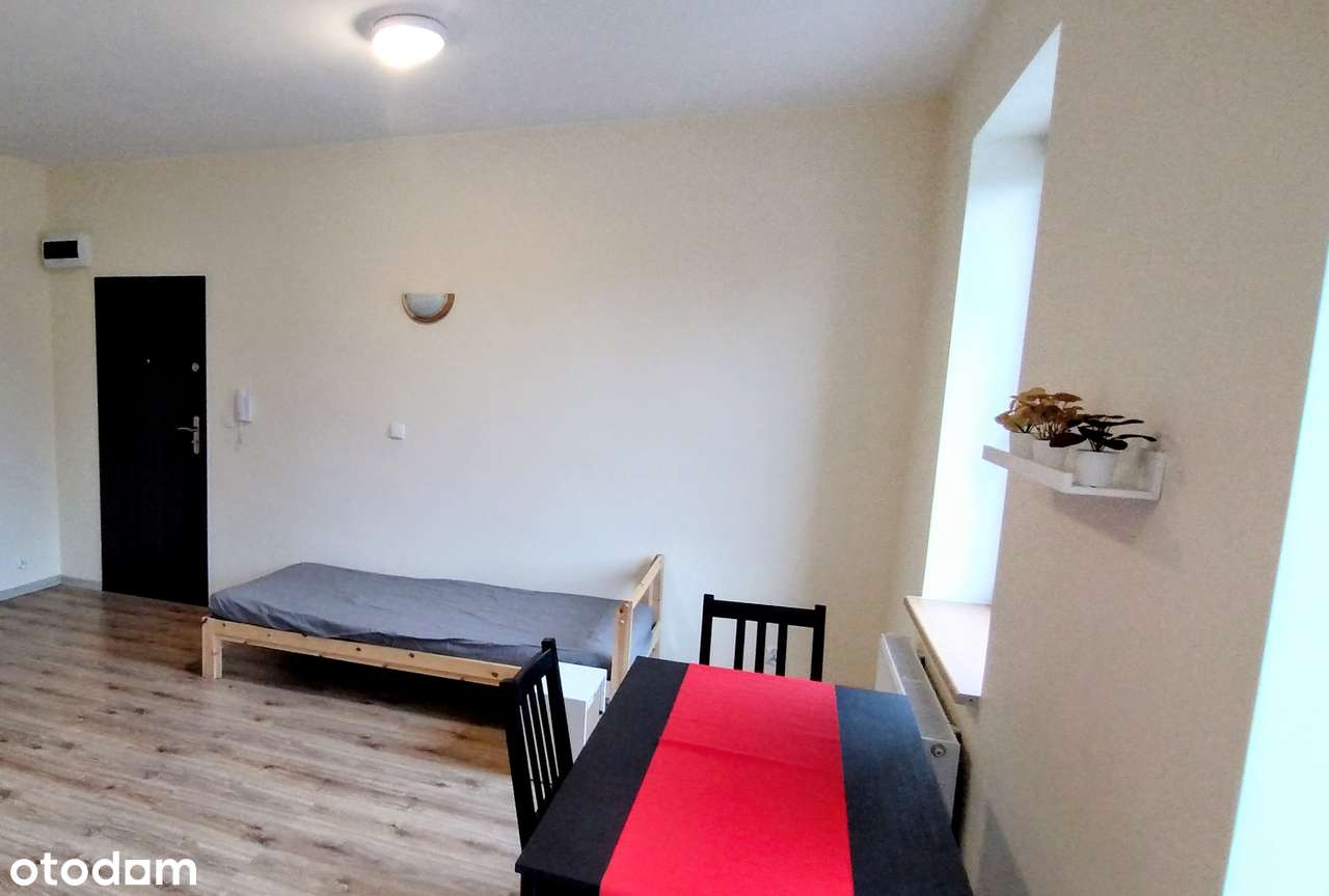 Duża kawalerka po remoncie - Pełny obrazek: 3/6