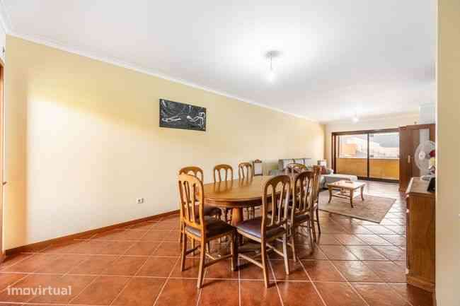 Moradia T3 em Banda no Centro da Póvoa de Lanhoso - Grande imagem: 4/26