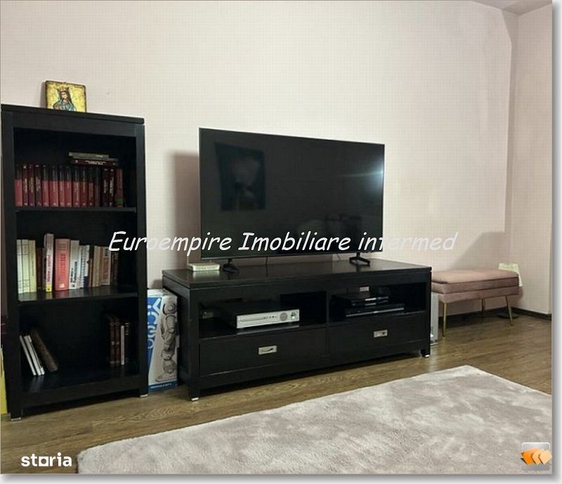 Apartament 2 camere de vanzare zona Cora