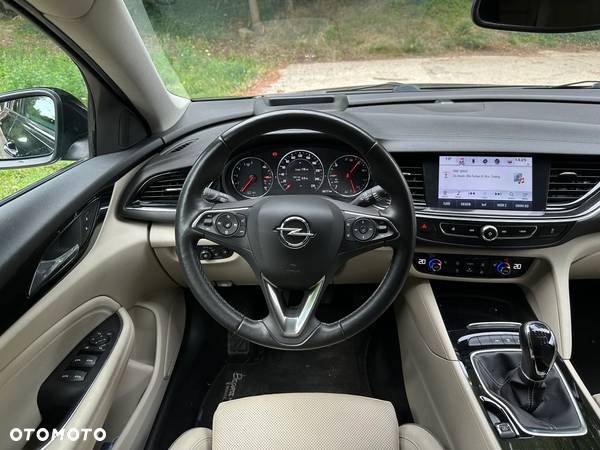 Opel Insignia 2.0 CDTI Cosmo S&S - 26