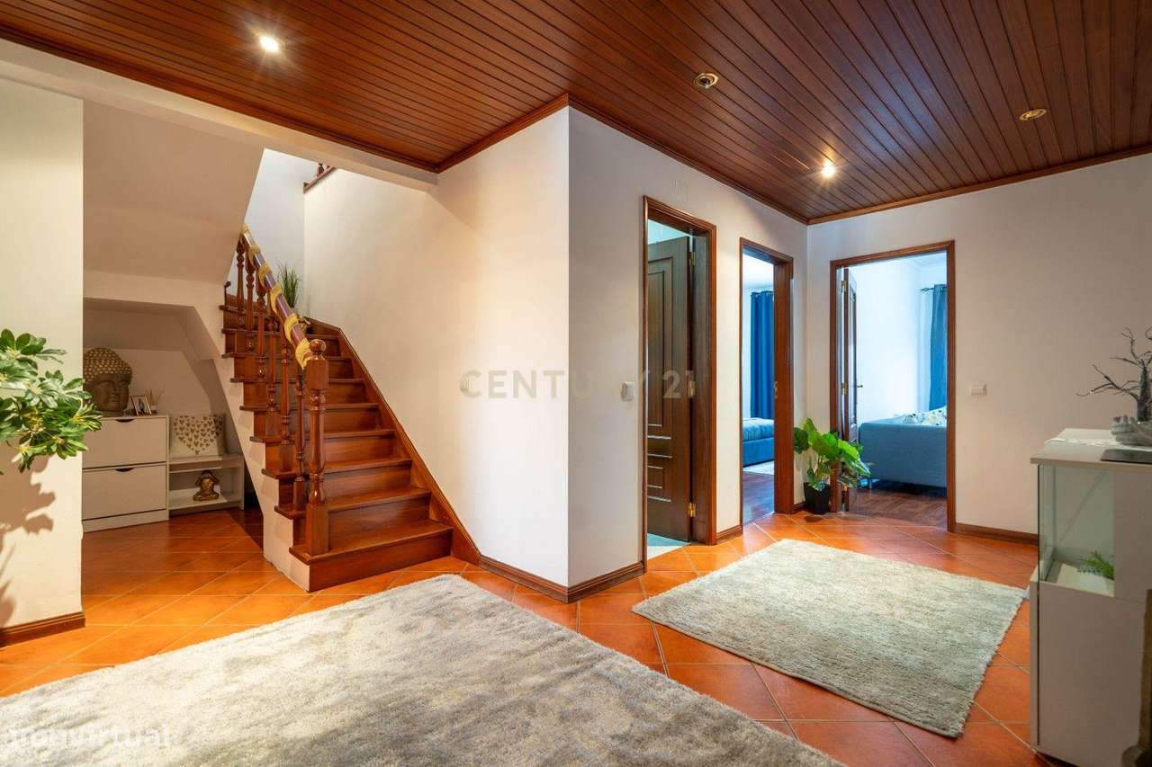 Apartamento T3 - Duplex - C/ garagem-2